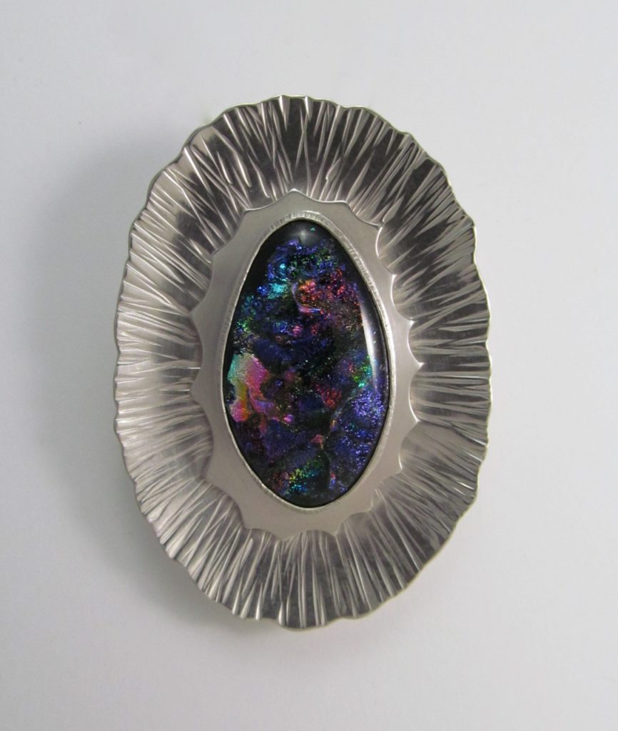 Blurred Vision 6 Brooch-Pendant